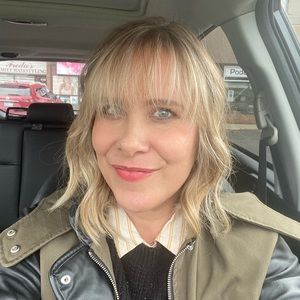 Meet your Posher, Leah